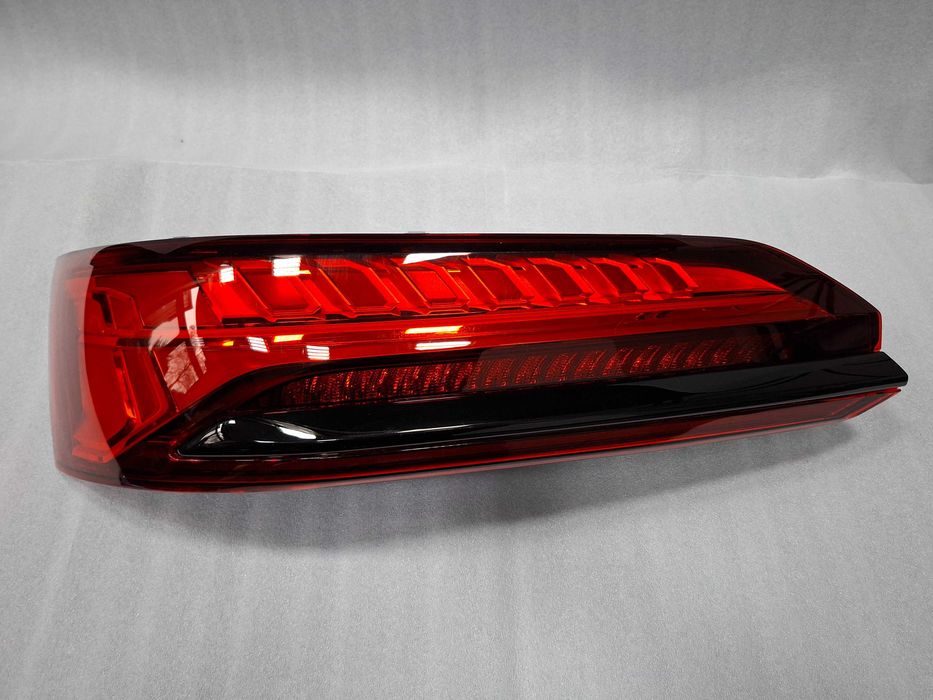 4M0945075D Нов Ляв Стоп Audi Q7 SQ7 Европа
