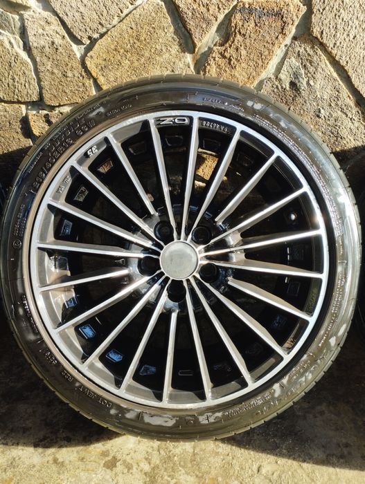 O.Z. Racing (35th Anniversary Black) - 5x100 - 7.5Jx16 H2 - ET 40
