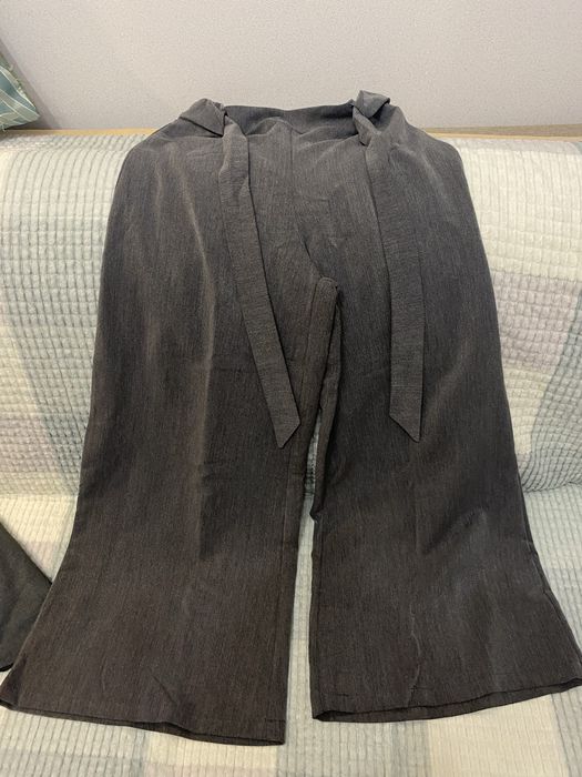 Школьная форма для девочки Серого цвета