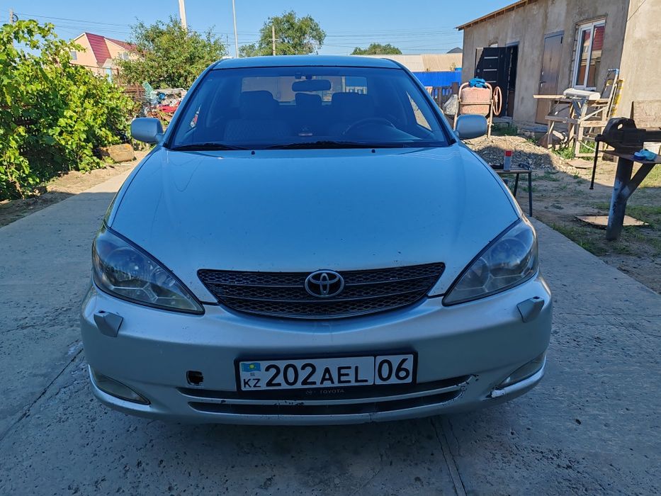 Продам Тойота Камри.