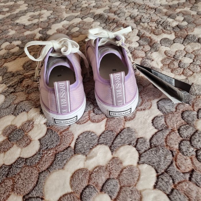 Спортни обувки Нови