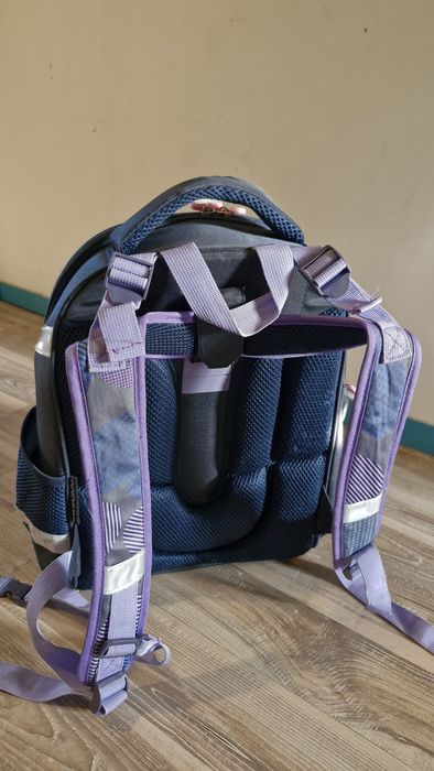 Ghiozdan fata unicorn