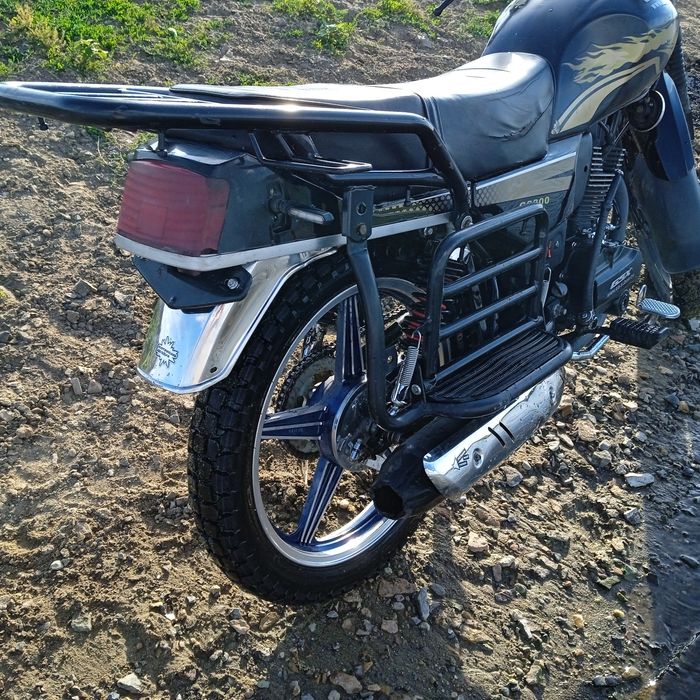Продам мотоцикл  Suzuki GS200