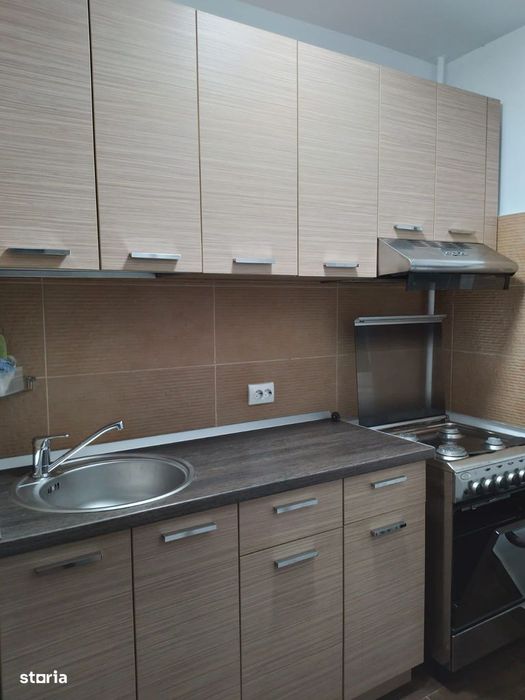 Drumul Taberei/Metrou Favorit-Afi Cotroceni. Garsoniera.