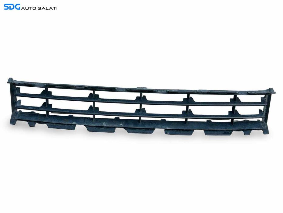 Grila Centrala Inferioara de pe Bara Spoiler Fata Renault Megane 2 2002 - 2008 Cod 8200114155 [LC3804]