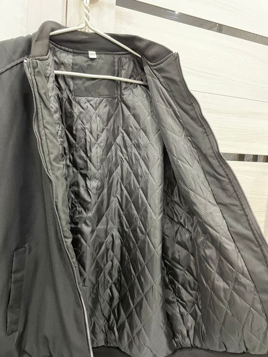 Продам тёплый бомбер