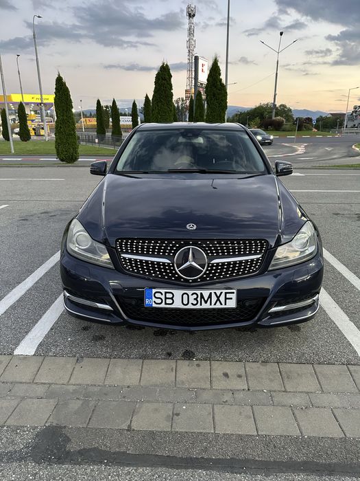 mercedes-benz clasa c