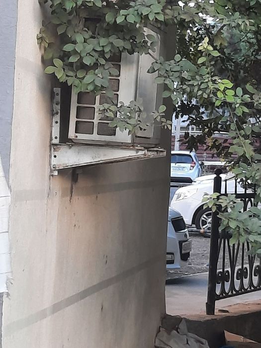 Konsaner sotiladi srochni