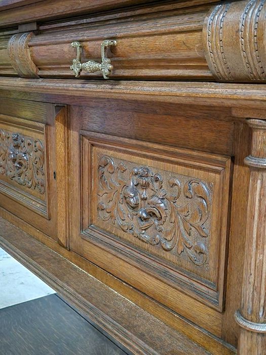 Ренесансов шкаф бюфет, налични два идентични броя