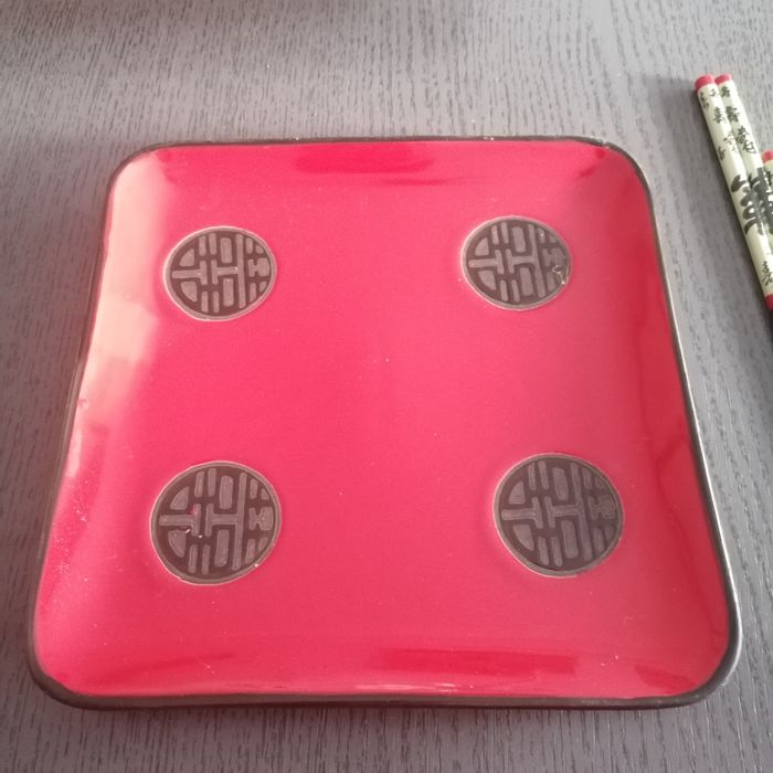 Set 2 platouri si betisoare