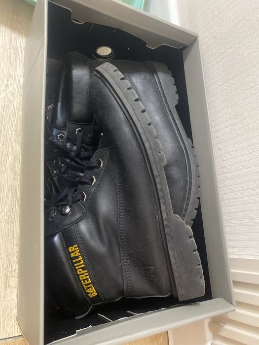 Женская одежда и ботинки