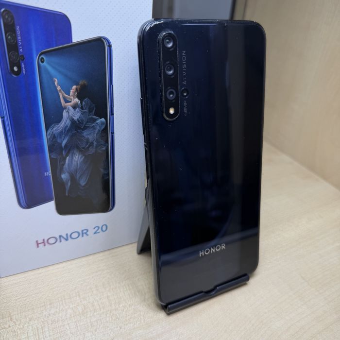 Смартфон Honor 20