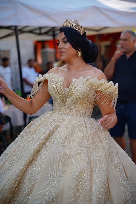 Сватбена рокля в перфектно състояние!