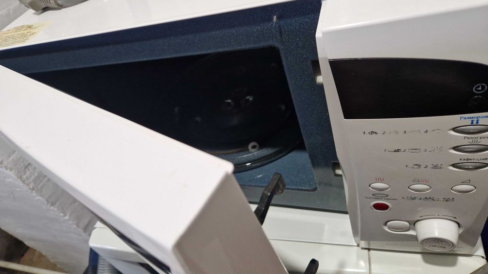 Микроволновая печь