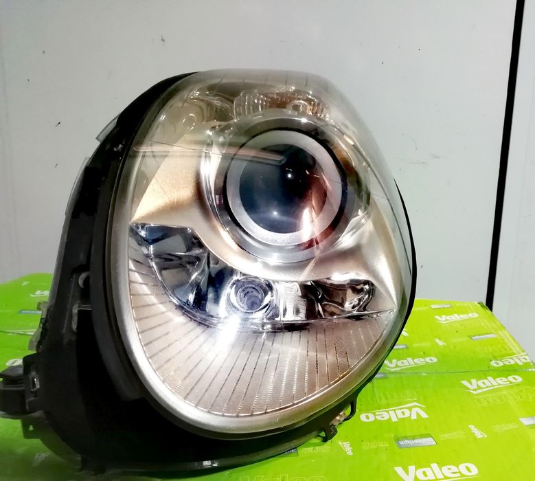 Фар Фарове за Мерцедес Р-класа В251 / Mercedes R-Class Minivan W251.