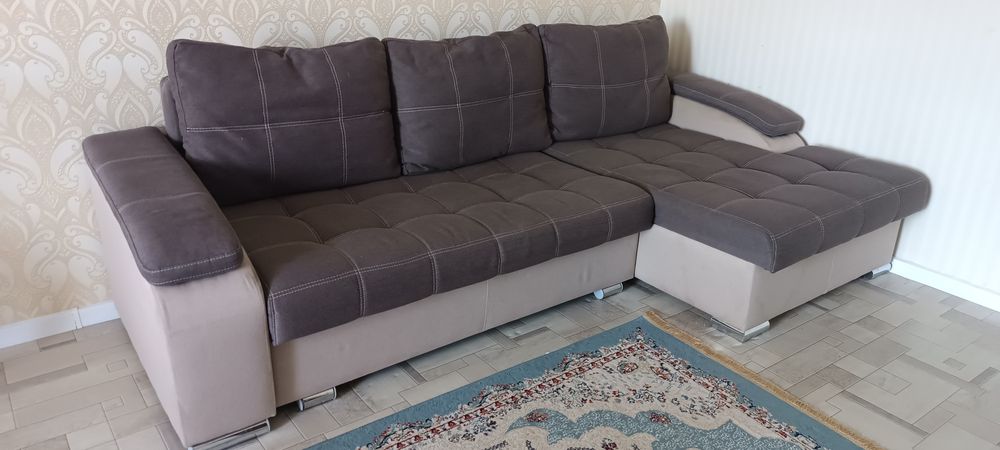 Продам коричневый диван