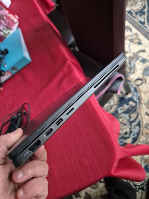 Laptop Dell Latitude 7410 – Intel i7 Gen 10, 16GB RAM, 512GB SSD NVMe, Stare Excelentă / Încărcător