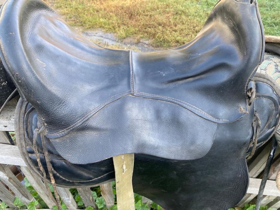 Продам седло ,,,
