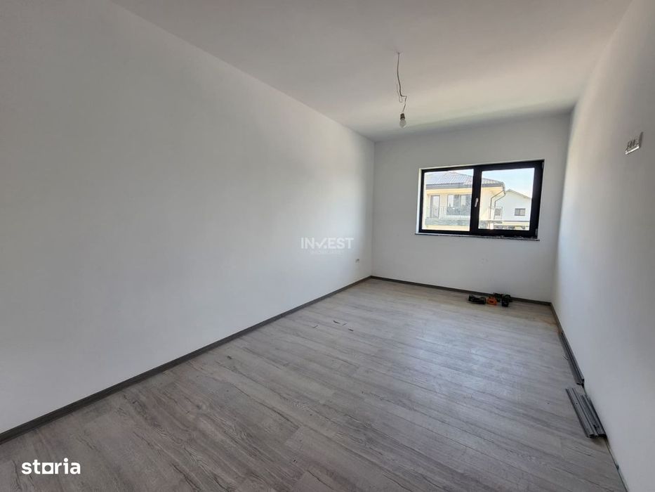 Duplex 4 camere, 2 bai , VALEA ADANCA