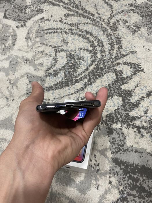 Iphone x sotiladi