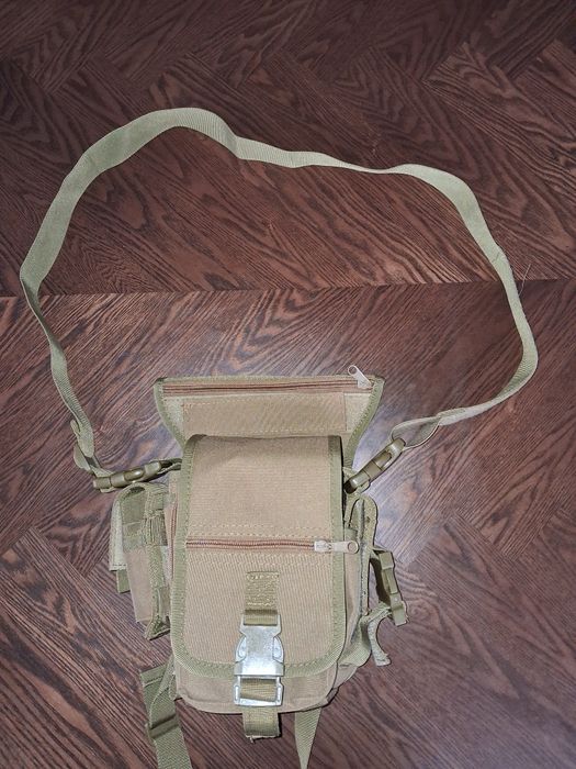 Чанта за бедро рамо