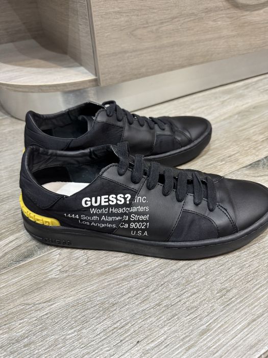 Мъжки обувки Guess