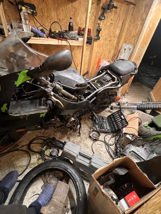 Vand kawasaki ninja zx9r de 900cc