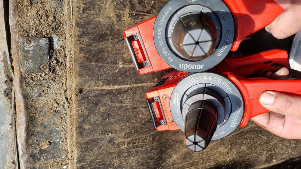 Dispozitiv hidraulic pentru expandat țevi UPONOR,Milwaukee M18ONEBLPXP