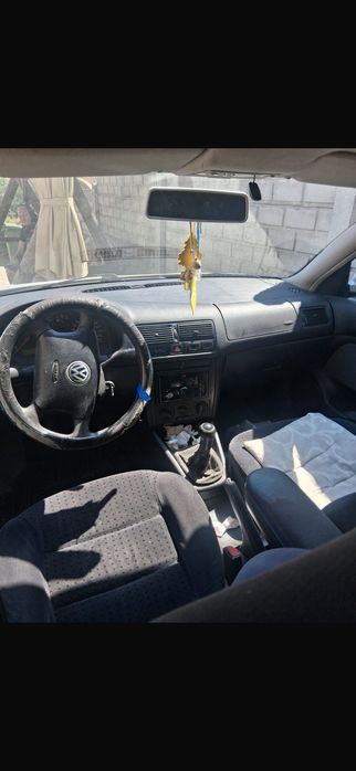 Volkswagen Golf 2001