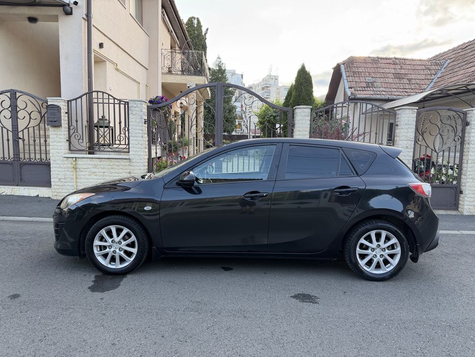MAZDA 3 2010 — imagine 5