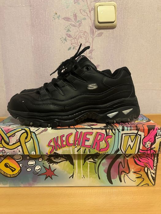 Дамски обувки SKECHERS