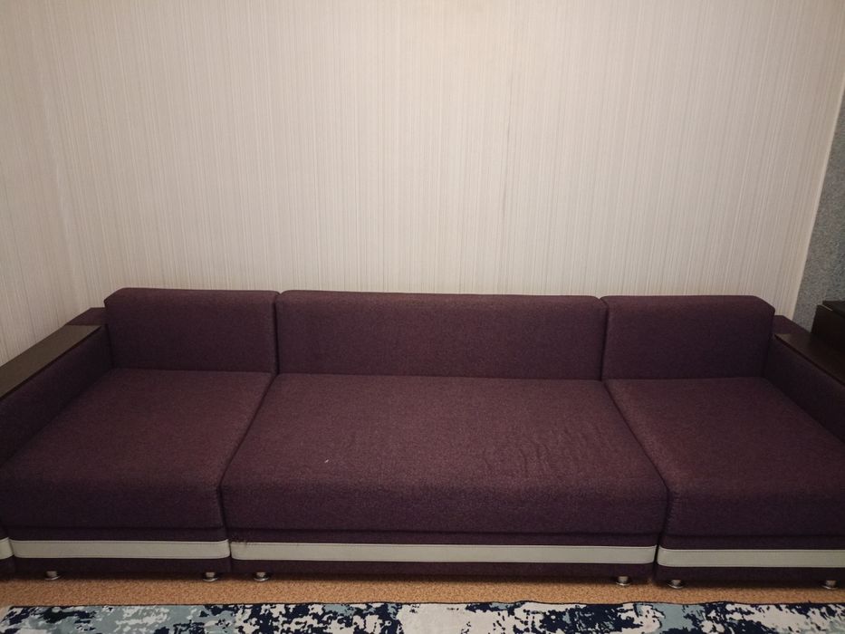 Продам диван большой