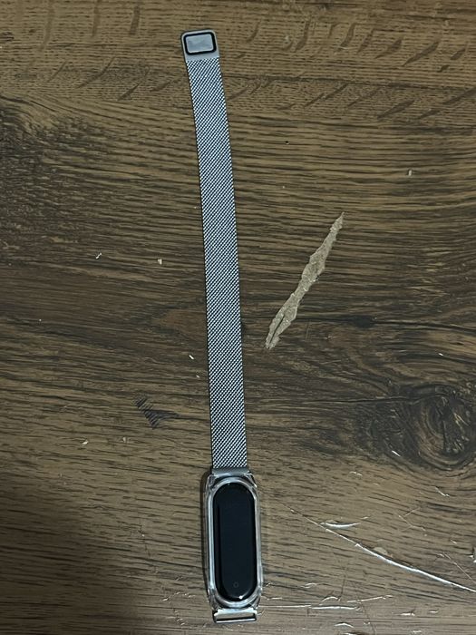 продаю Mi Smart Band 5