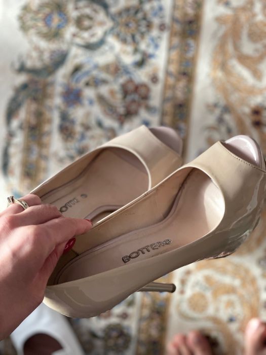 Женские туфли на платформе