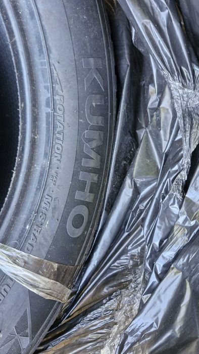 KUMHO 235/55 R19 HA32 SUV XL 105W All Season