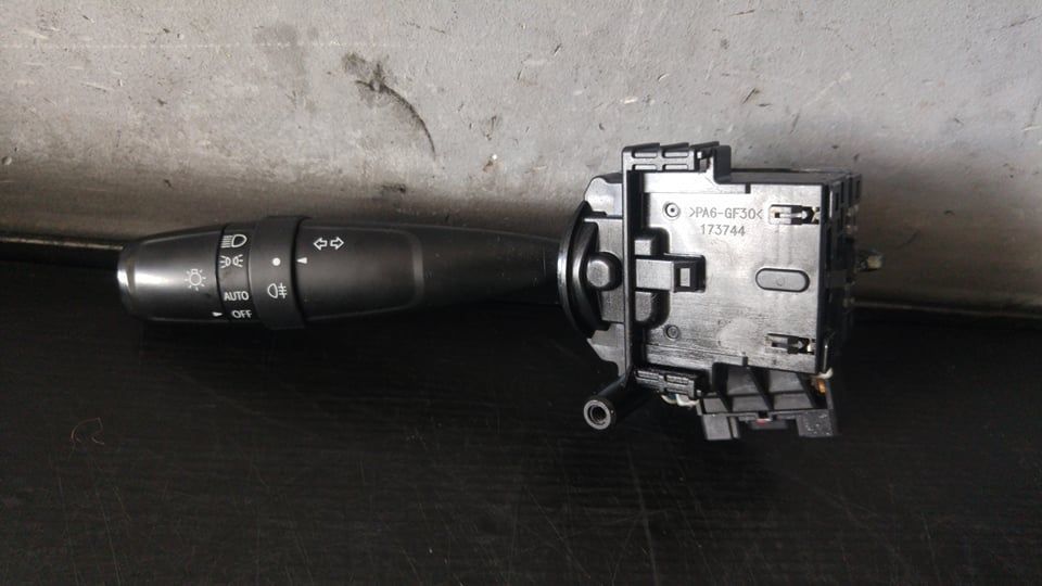 Maneta semnalizare bloc lumini suzuki vitara ly 17f676 173744