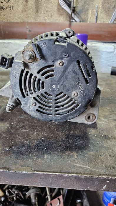 Генератор Bosch 70A