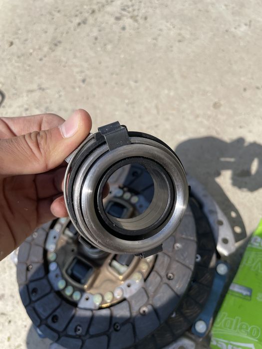 Выжимной подшипник, диск сцепления