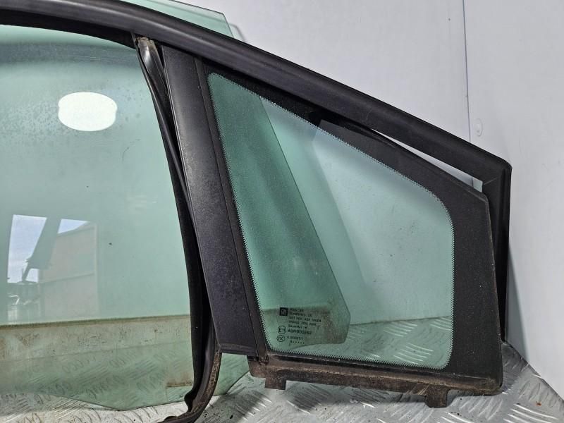 Geam mobil + geam mic usa fata dreapta si perie Opel Meriva B facelift