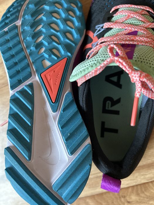 Продам Кеды , кроссовки летние NIKE