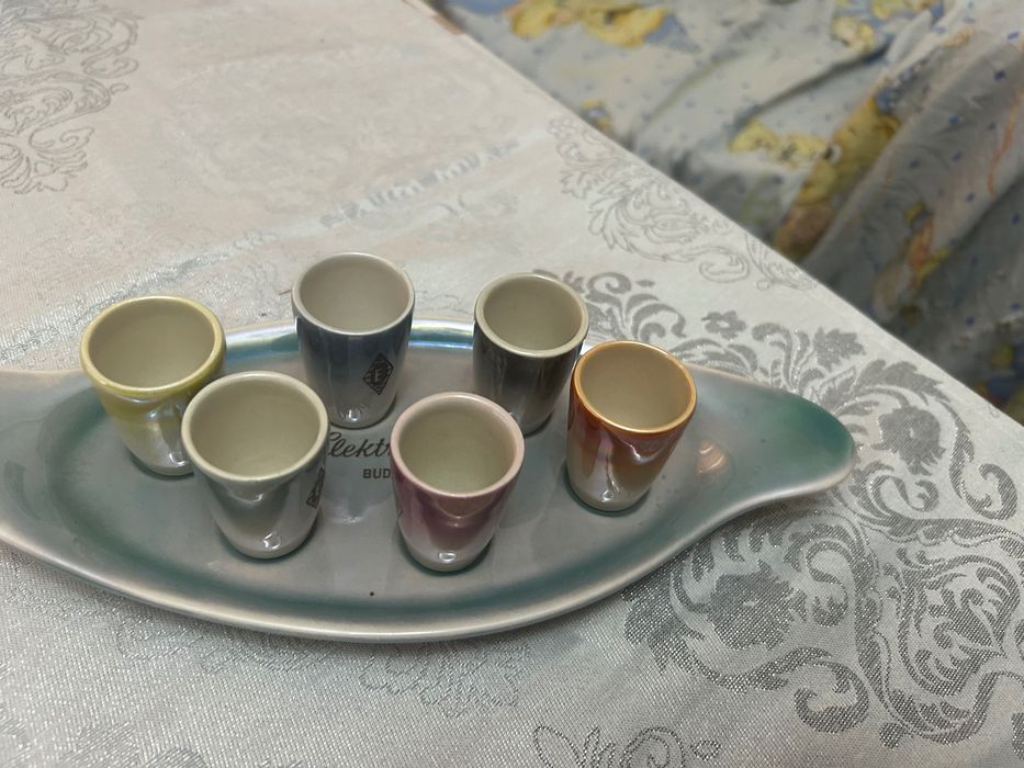 Set paharele portelan cu tava