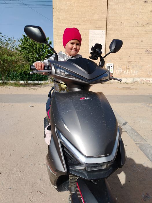 Продаёться Скутер мопед