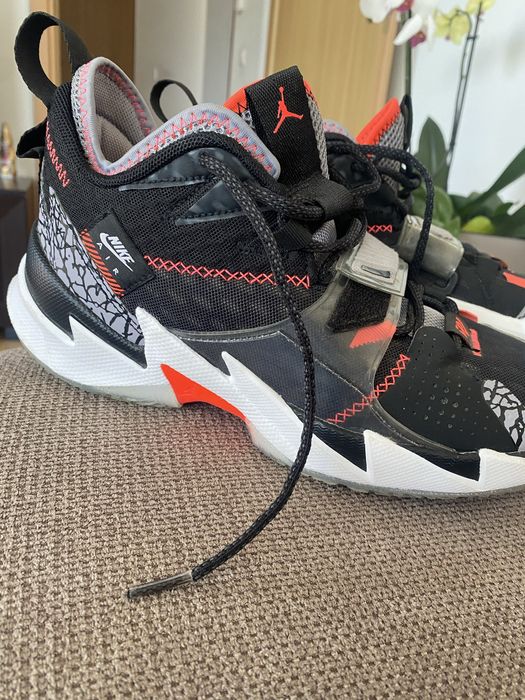 Adidasi baschet jordan