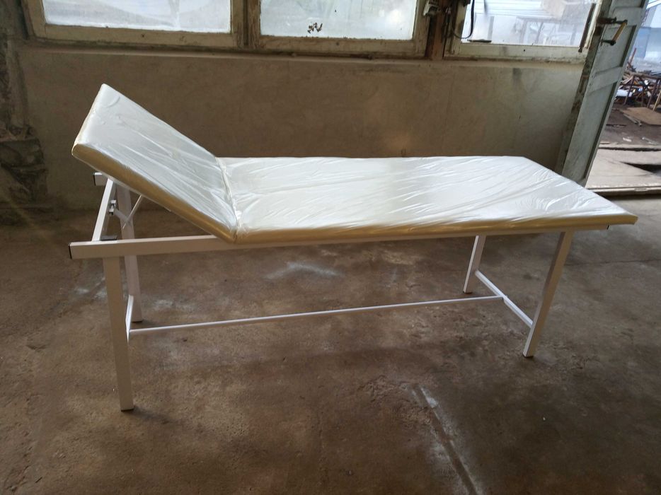 Массажный кушетка продается