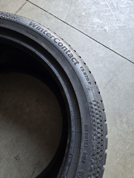 275/40/18//245/45/18 Continental