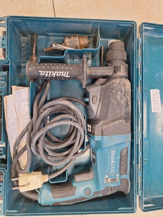 Перфoратор Makita HR2610