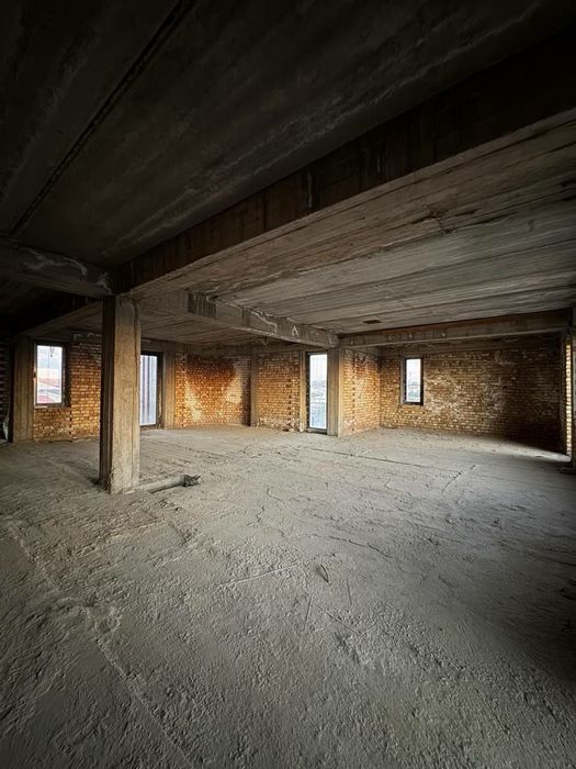 Первая линия отдельно стоящее здание Яккасарайский район