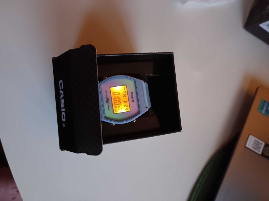 Часовник CASIO светло син