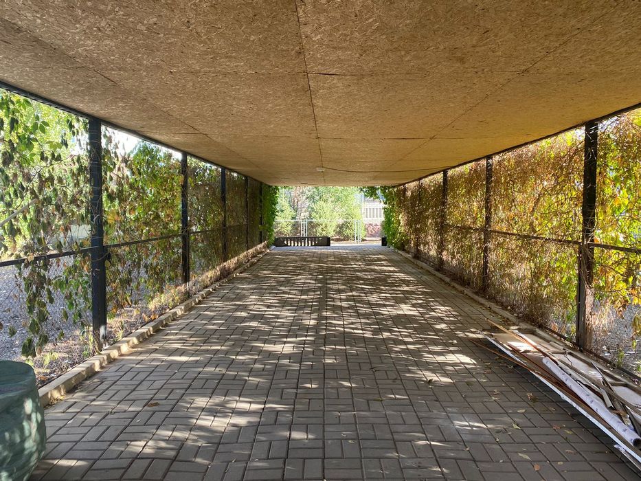 Продам Большой Дом Мансардный. 12 мкр