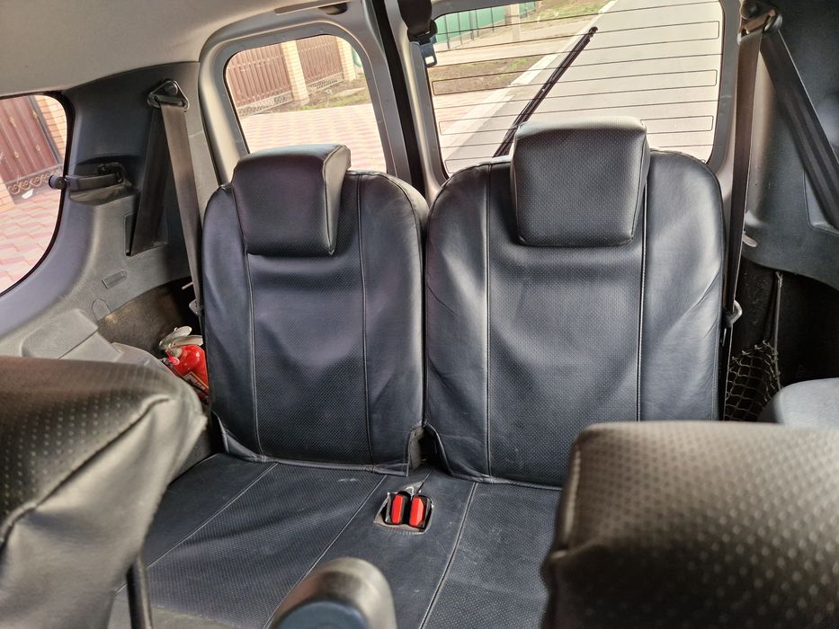 Продаётся Ларгус 7-ми мест